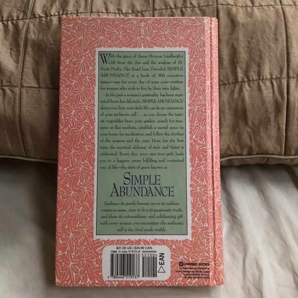 Simple Abundance A Day Book Of Comfort And Joy - Picture 4 of 16